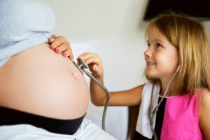 Surrogacy and IVF in Iran - تأجير الرحم وأطفال الأنابيب في إيران